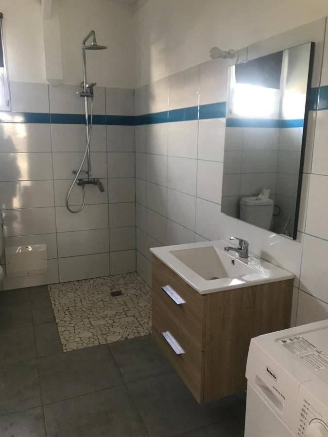 Flamboyant Apartment Vieux-Habitants Ngoại thất bức ảnh